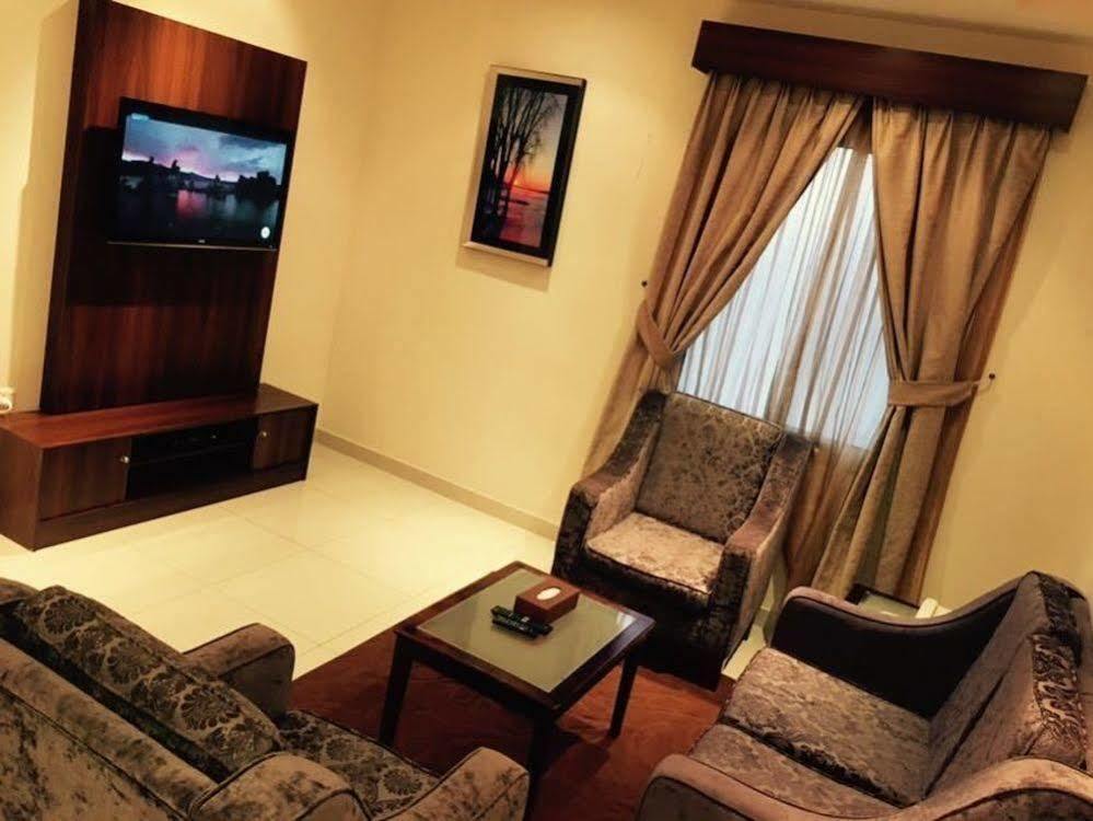 Baron Palace - Almasif Hotel Apartments Riyadh Exterior photo